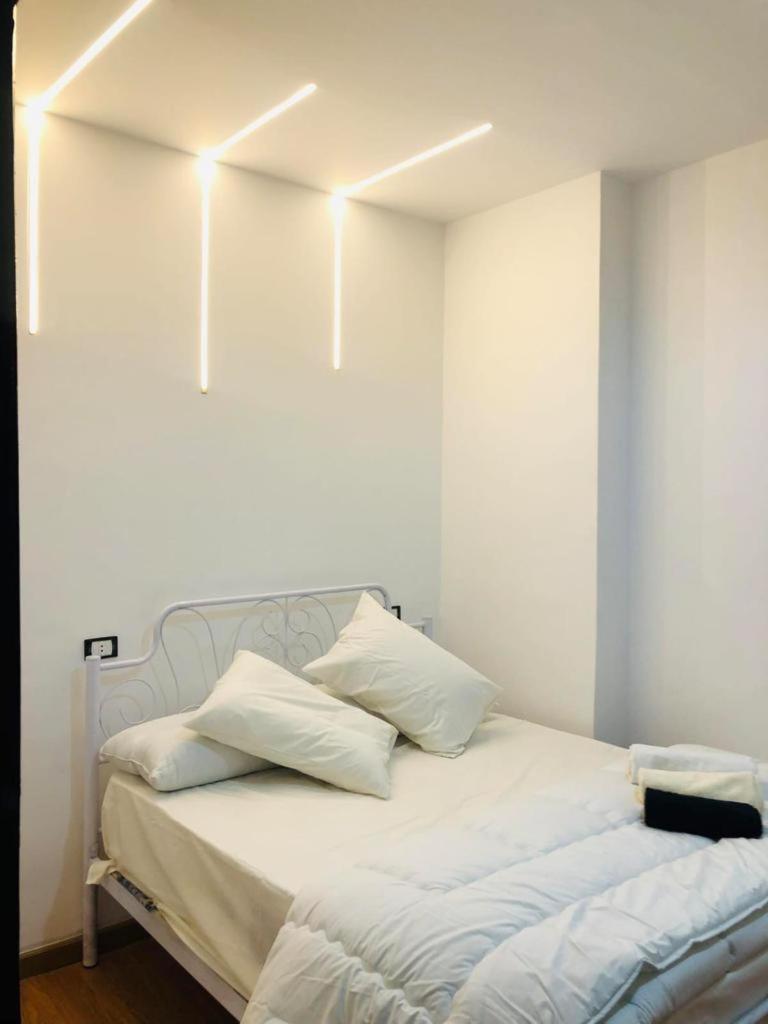 شقه مفروشه مودرن بأرقي اماكن الزمالك Apartamento Cairo